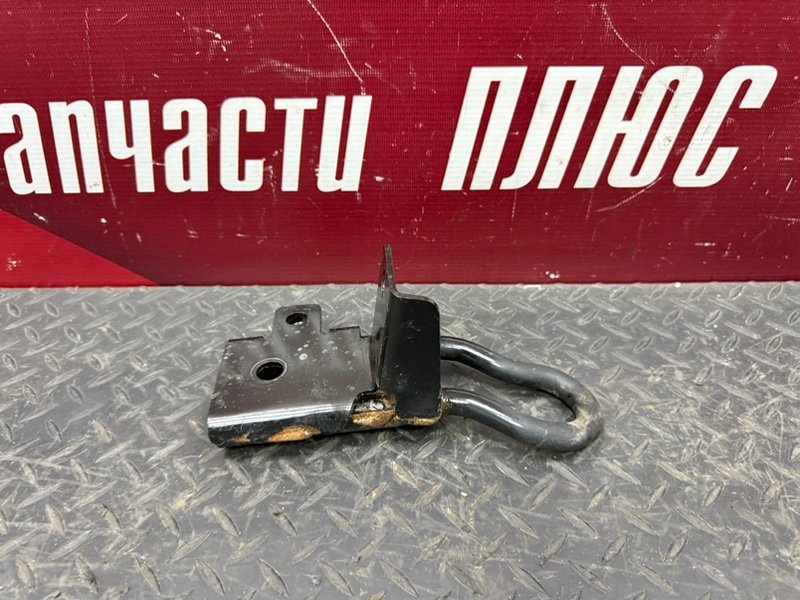 Крюк буксировочный - фото 4