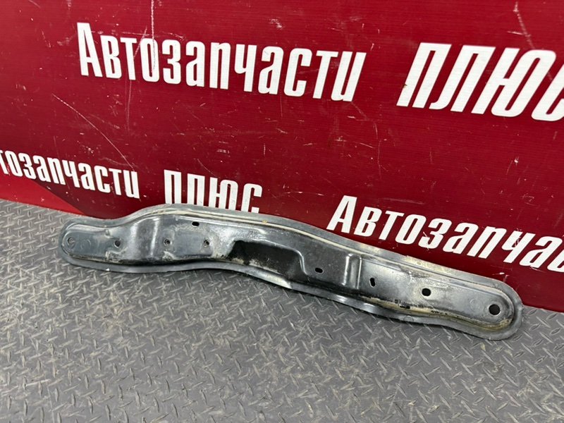 Поперечина подрамника - фото 3