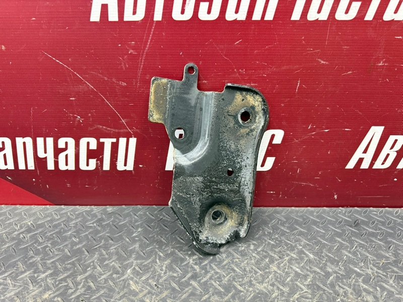 Кронштейн подрамника - фото 4