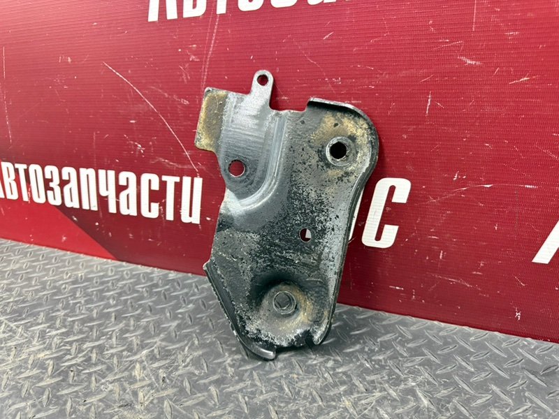 Кронштейн подрамника - фото 6