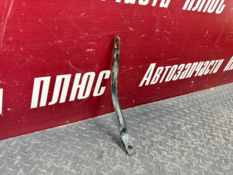 Кронштейн подрамника - фото 2