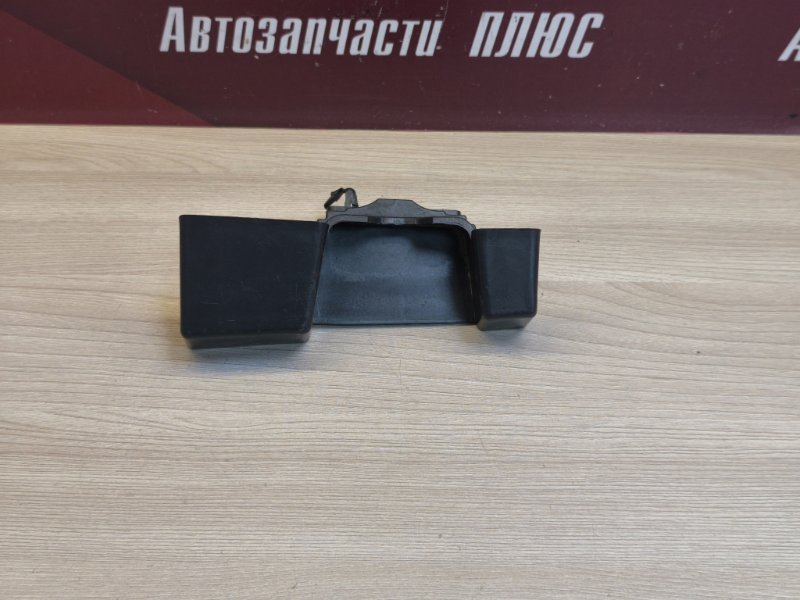 Дефлектор радиатора - фото 2
