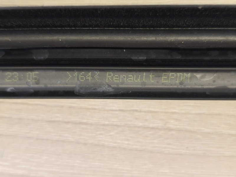 Уплотнитель стекла двери внутренний - фото 9