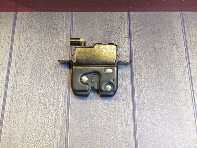 Замок крышки багажника - фото 3