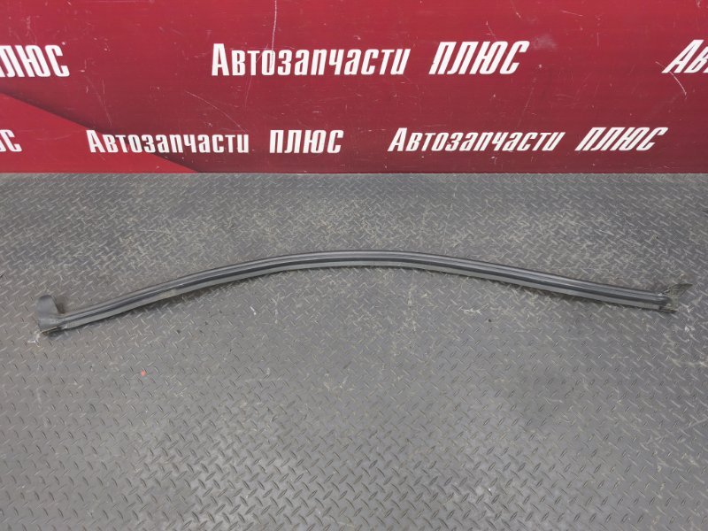Уплотнительная резинка капота - фото 2