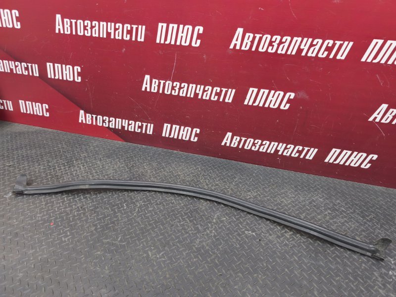 Уплотнительная резинка капота - фото 3