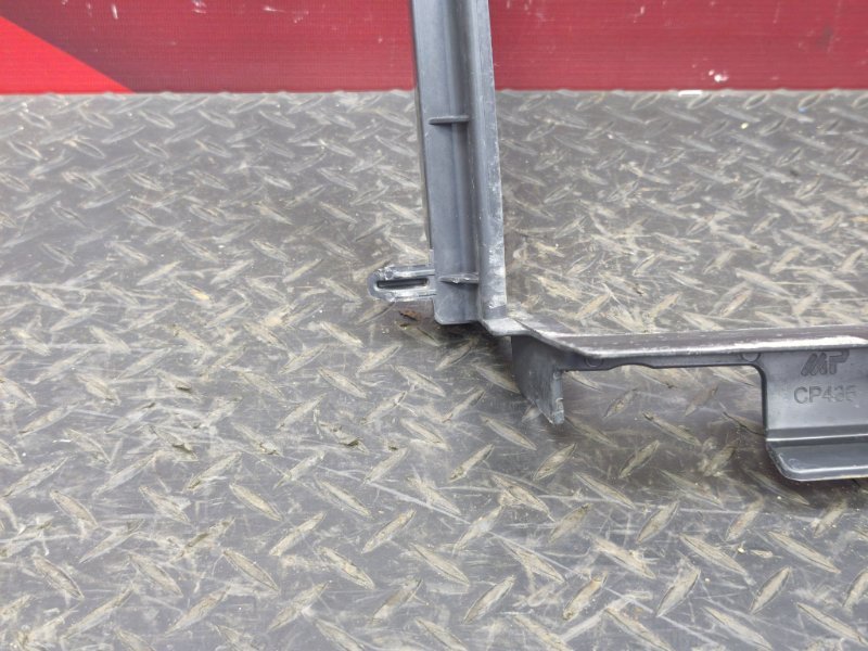 Дефлектор радиатора - фото 5