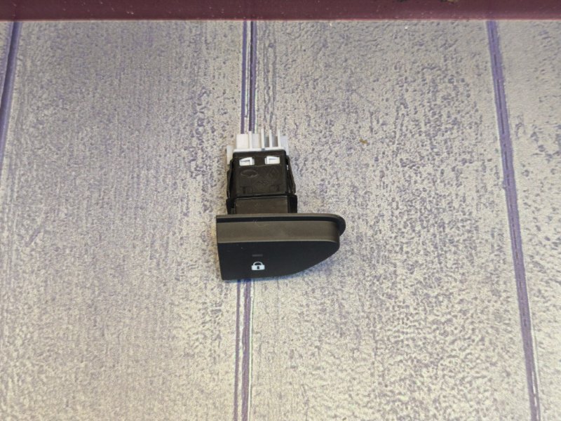 Кнопка центрального замка - фото 3