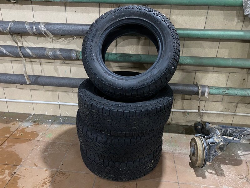 Резина - фото 1