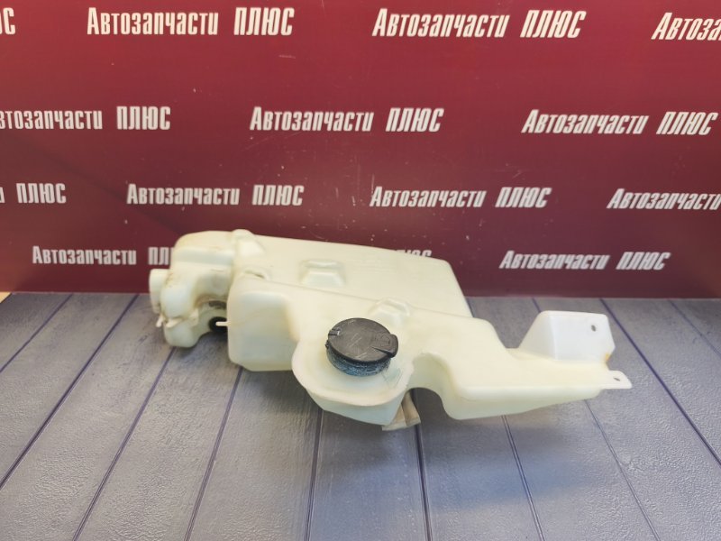 Бачок омывателя - фото 1