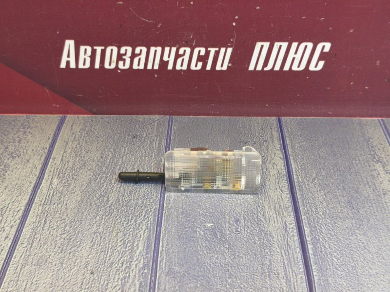 Плафон подсветки багажника - фото 1