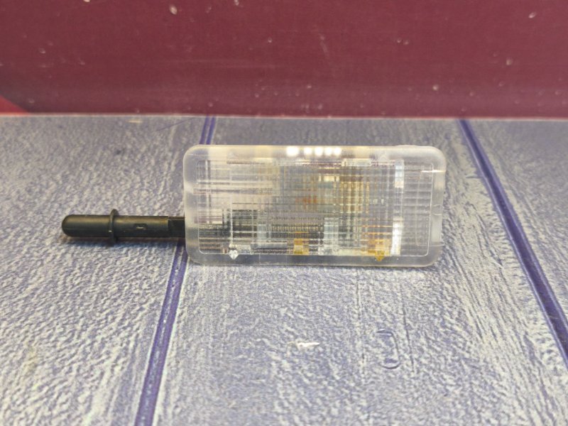 Плафон подсветки багажника - фото 2