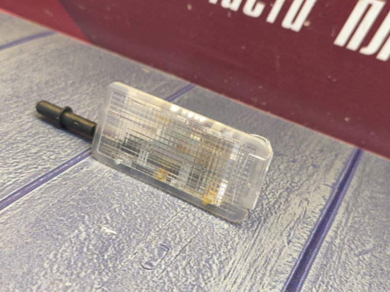 Плафон подсветки багажника - фото 4