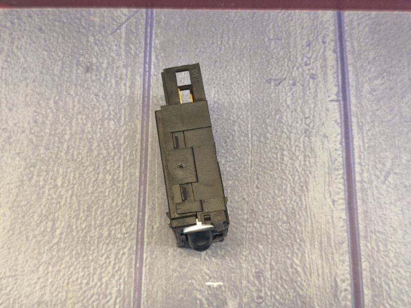 Кнопка корректора фар - фото 3