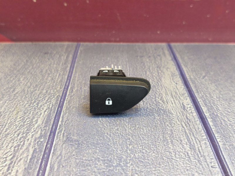 Кнопка центрального замка - фото 2