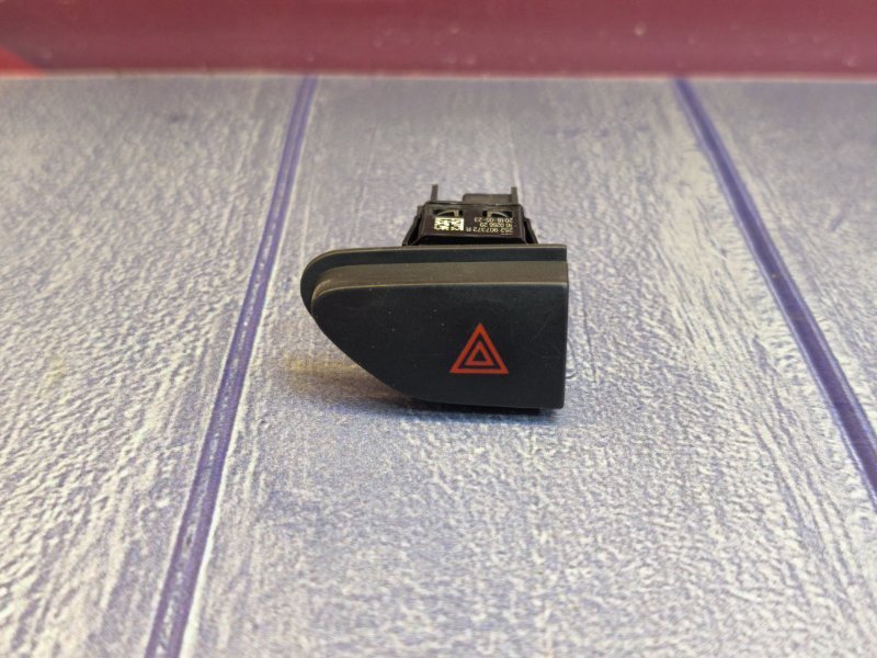 Кнопка аварийной сигнализации - фото 2