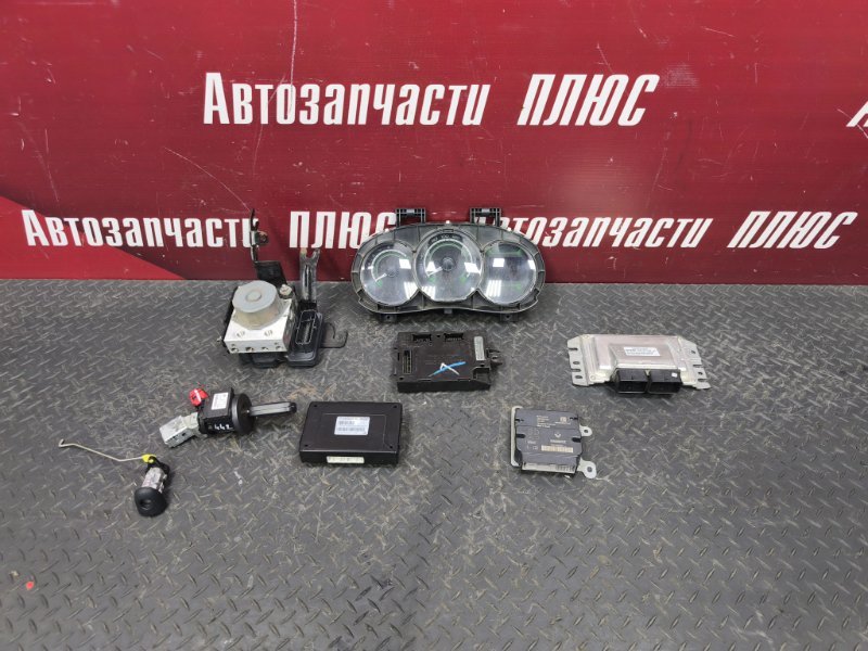 Комплект блоки ключи - фото 1