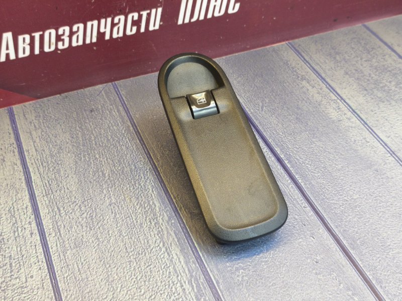 Кнопка стеклоподъемника - фото 4