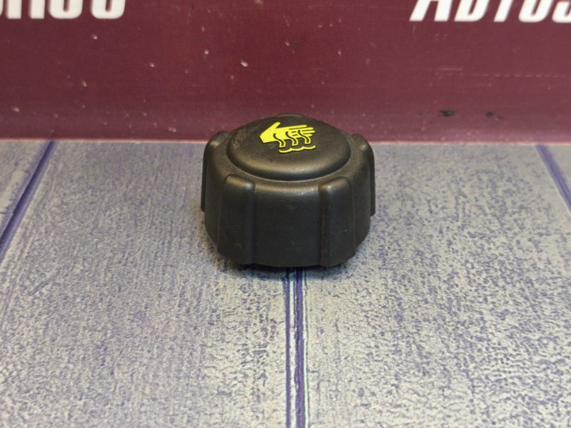 Крышка расширительного бачка - фото 5