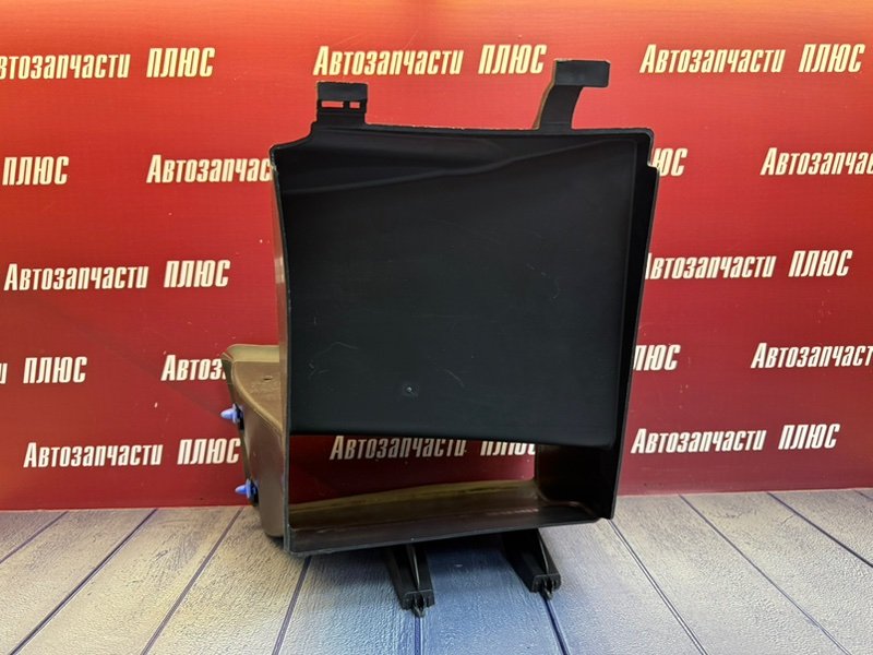 Дефлектор радиатора - фото 3