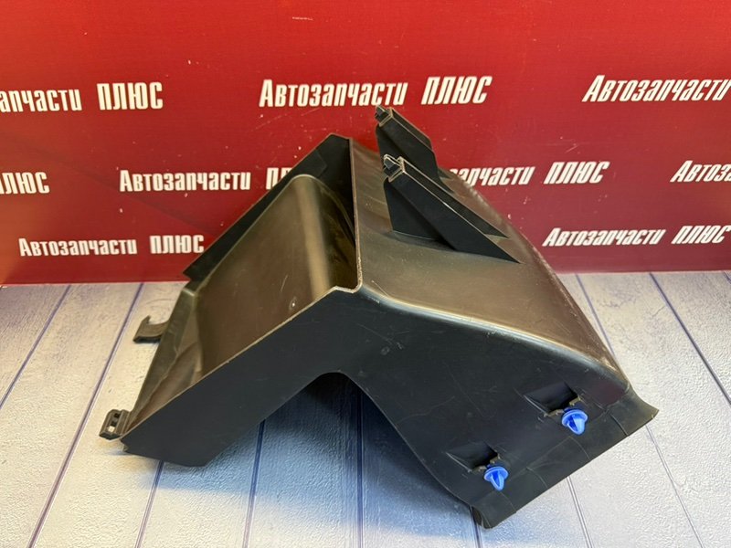 Дефлектор радиатора - фото 7