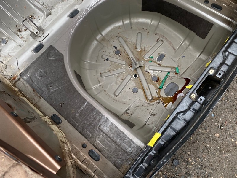 Ниша запасного колеса - фото 3