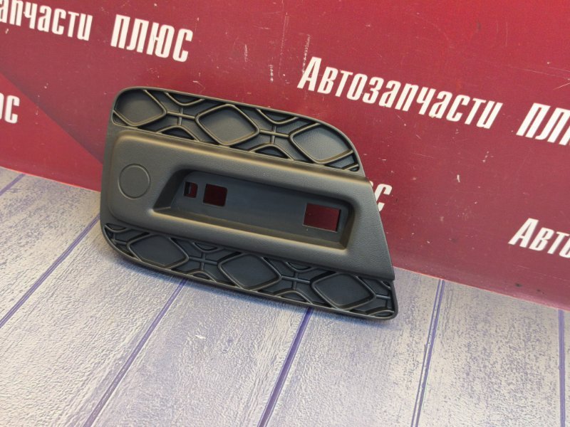 Накладка бампера - фото 3