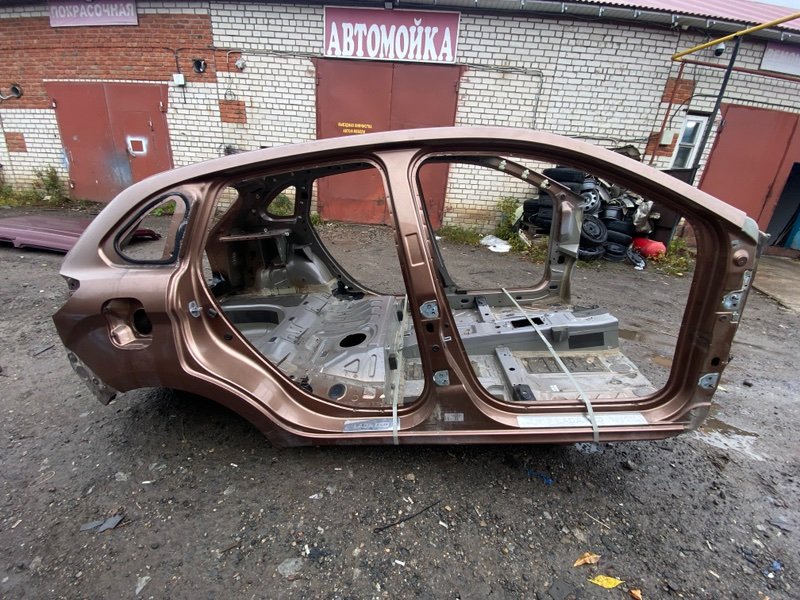 Боковина кузова - фото 1