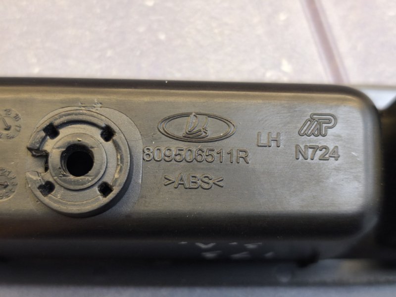 Кнопка стеклоподъемника - фото 10