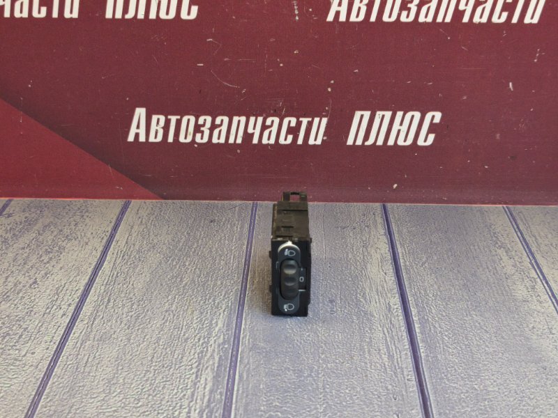 Кнопка корректора фар - фото 1