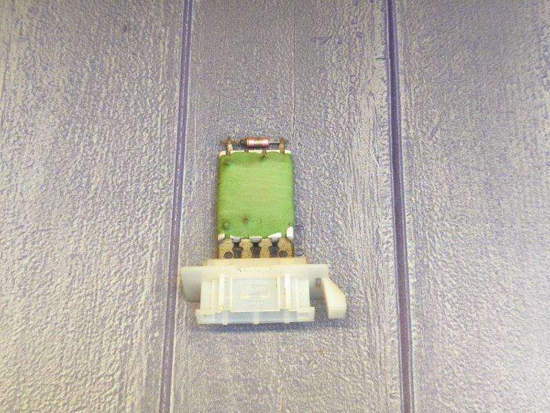 Резистор отопителя - фото 3