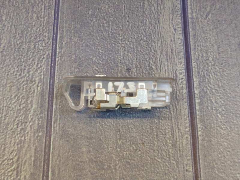 Плафон подсветки багажника - фото 6