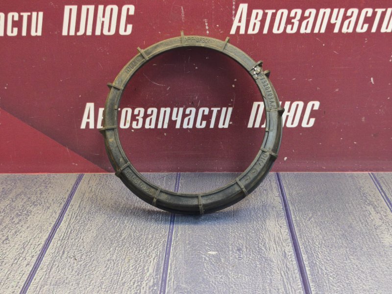 Гайка топливного насоса - фото 3