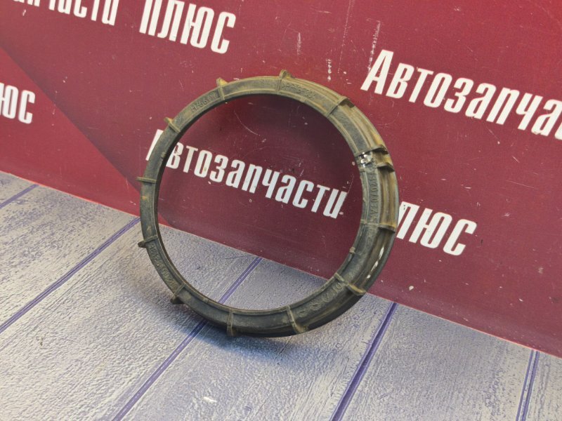 Гайка топливного насоса - фото 4
