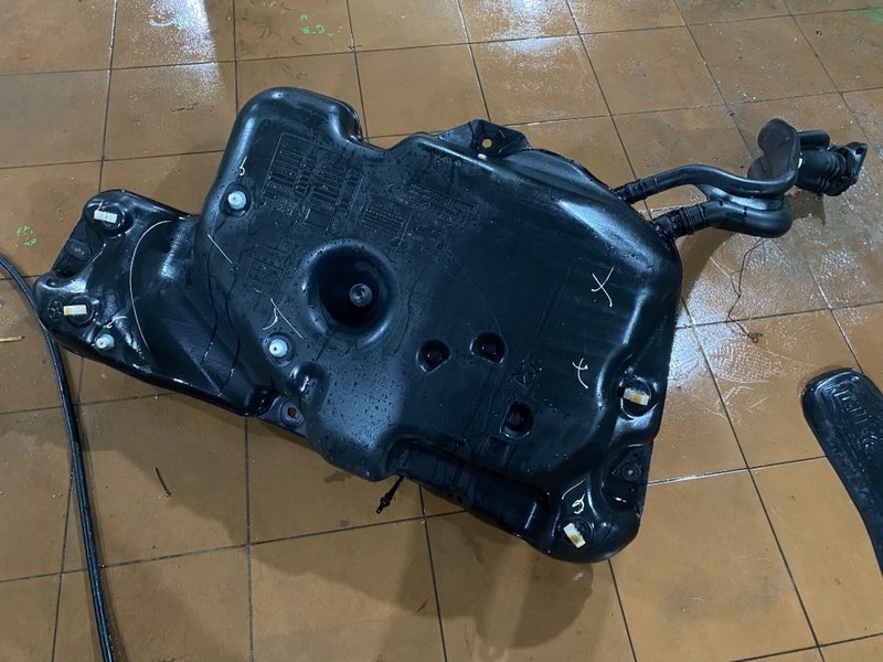 Топливный бак - фото 7