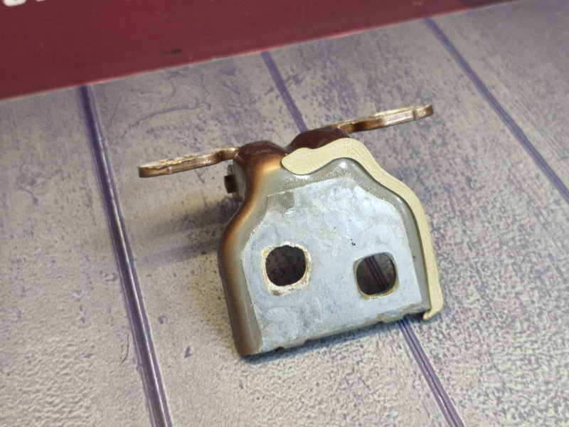 Петля     двери - фото 9