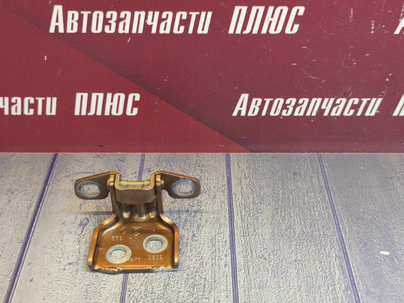 Петля     двери - фото 1