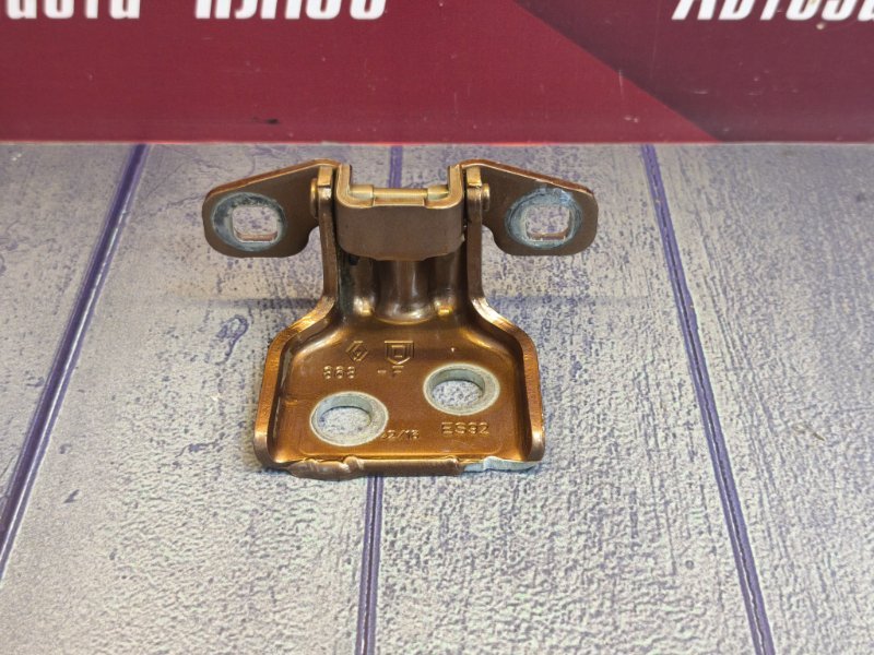 Петля     двери - фото 2