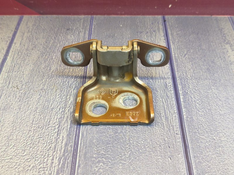 Петля     двери - фото 2