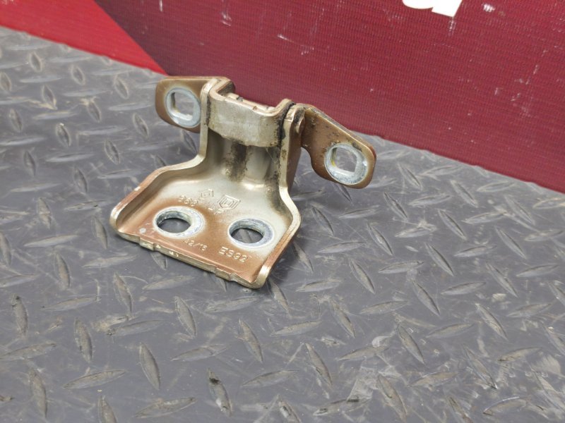 Петля     двери - фото 4