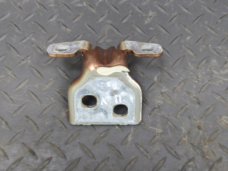 Петля     двери - фото 7