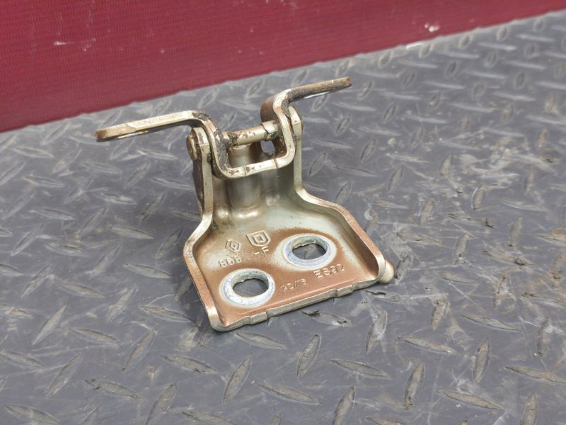 Петля     двери - фото 5