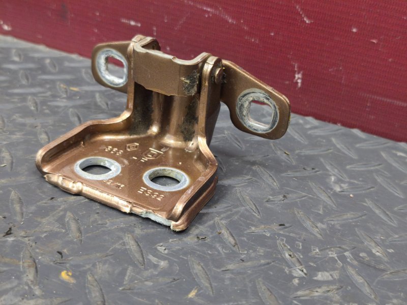 Петля     двери - фото 4