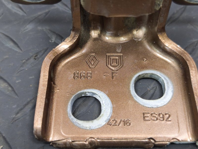 Петля     двери - фото 6