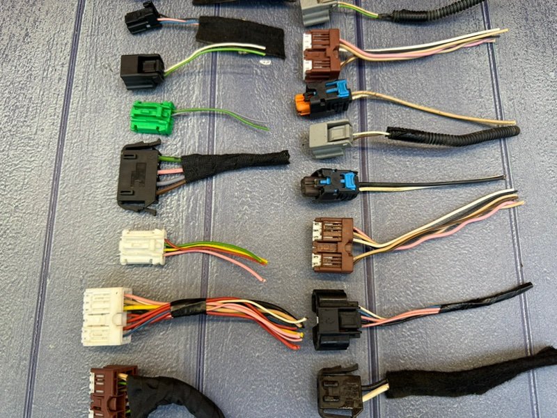 Фишки проводки салона - фото 3