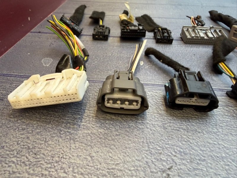 Фишки проводки салона - фото 2