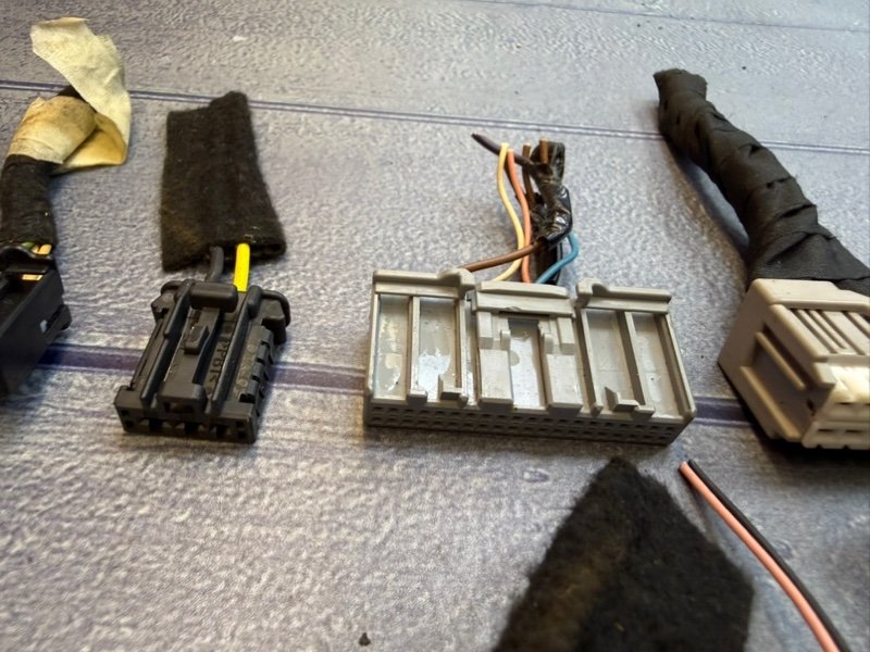 Фишки проводки салона - фото 6