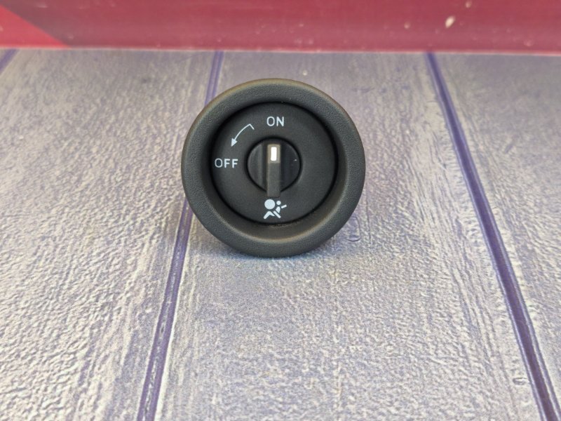 Выключатель подушки безопасности - фото 2