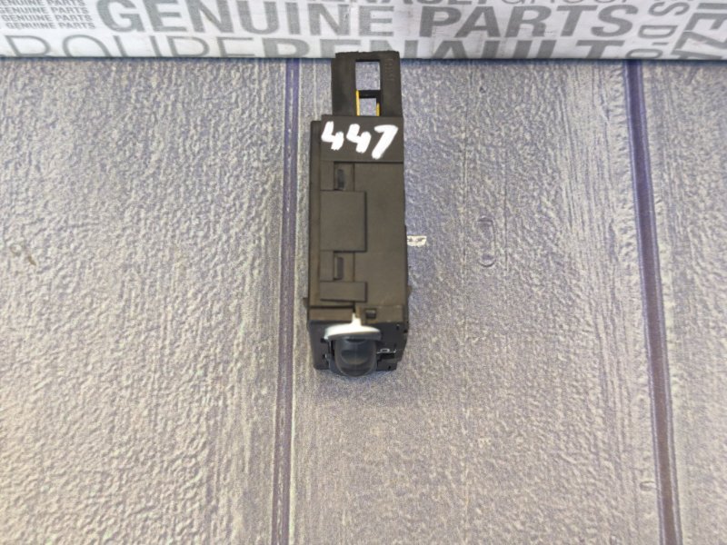 Кнопка корректора фар - фото 3