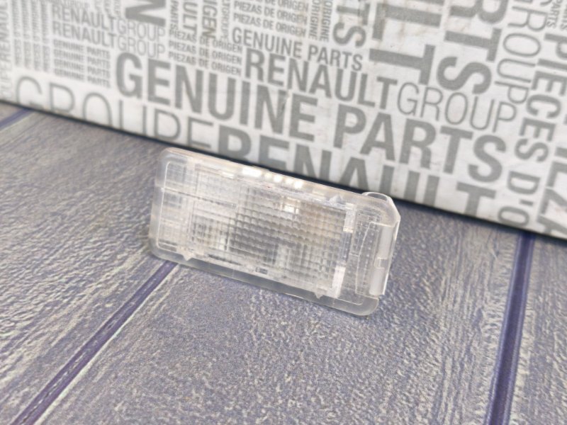 Плафон подсветки багажника - фото 3